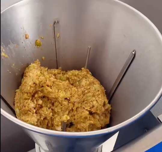 包子機(jī)供餡原理設(shè)計(jì)缺陷 包子機(jī)供餡原理設(shè)計(jì)缺陷