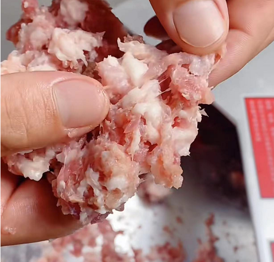 怎么使餡料粒粒彰顯真材實料？斬拌機能不能解決？