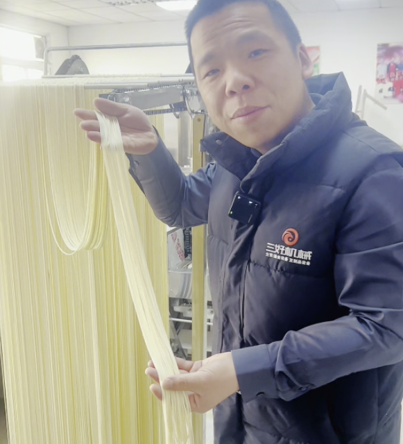 三好面條機(jī)好用嗎 三好面條機(jī)好用嗎